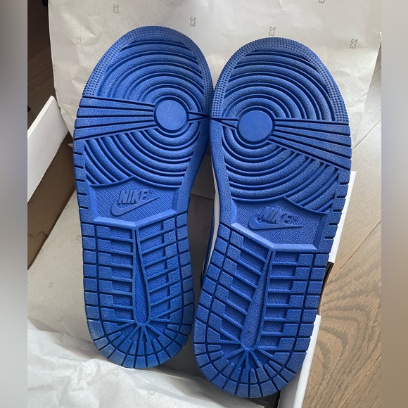 Air Jordan 1 Mid White/Hyper Royal US8 women - Picture 4 of 6